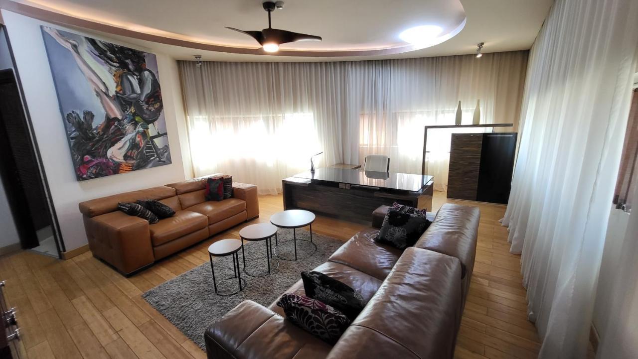 Design Hotel Mr President Belgrado Esterno foto