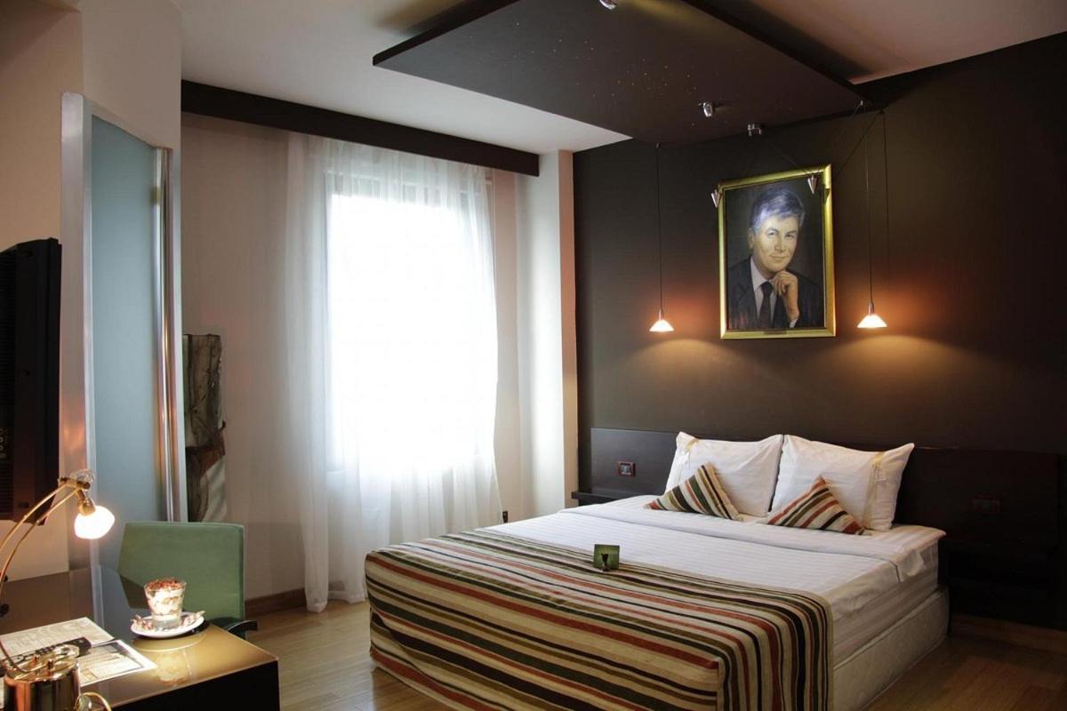 Design Hotel Mr President Belgrado Esterno foto